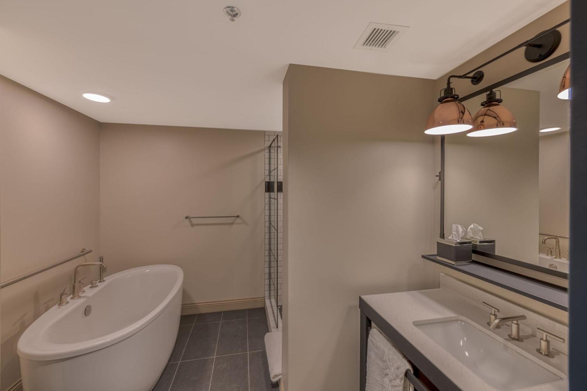 The Sessions Hotel, Bristol, A Tribute Portfolio Hotel Bagian luar foto
